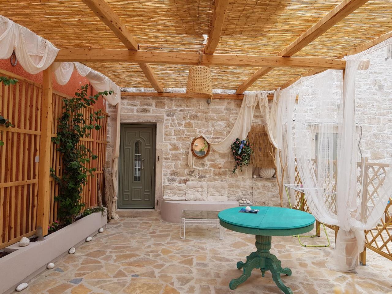 Paxos Fairytales Lovenest 2 ガイオス エクステリア 写真